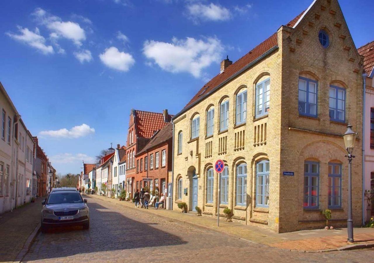 Friedrichstadtnixe, Meerchenhaftes Haus Mit Sauna Exteriér fotografie